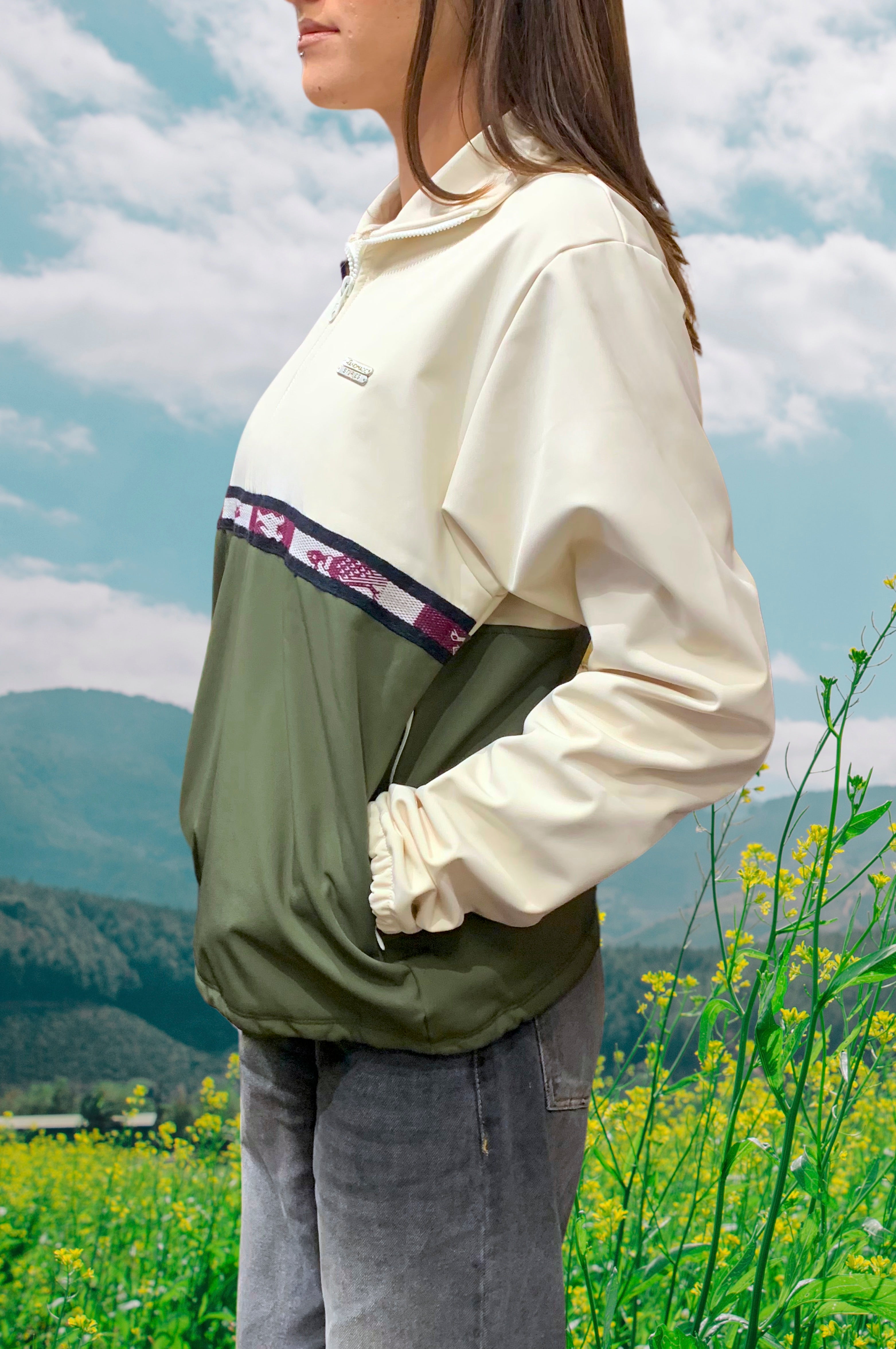 Unisex green and cream 1/4 zip waterproof fleece pullover