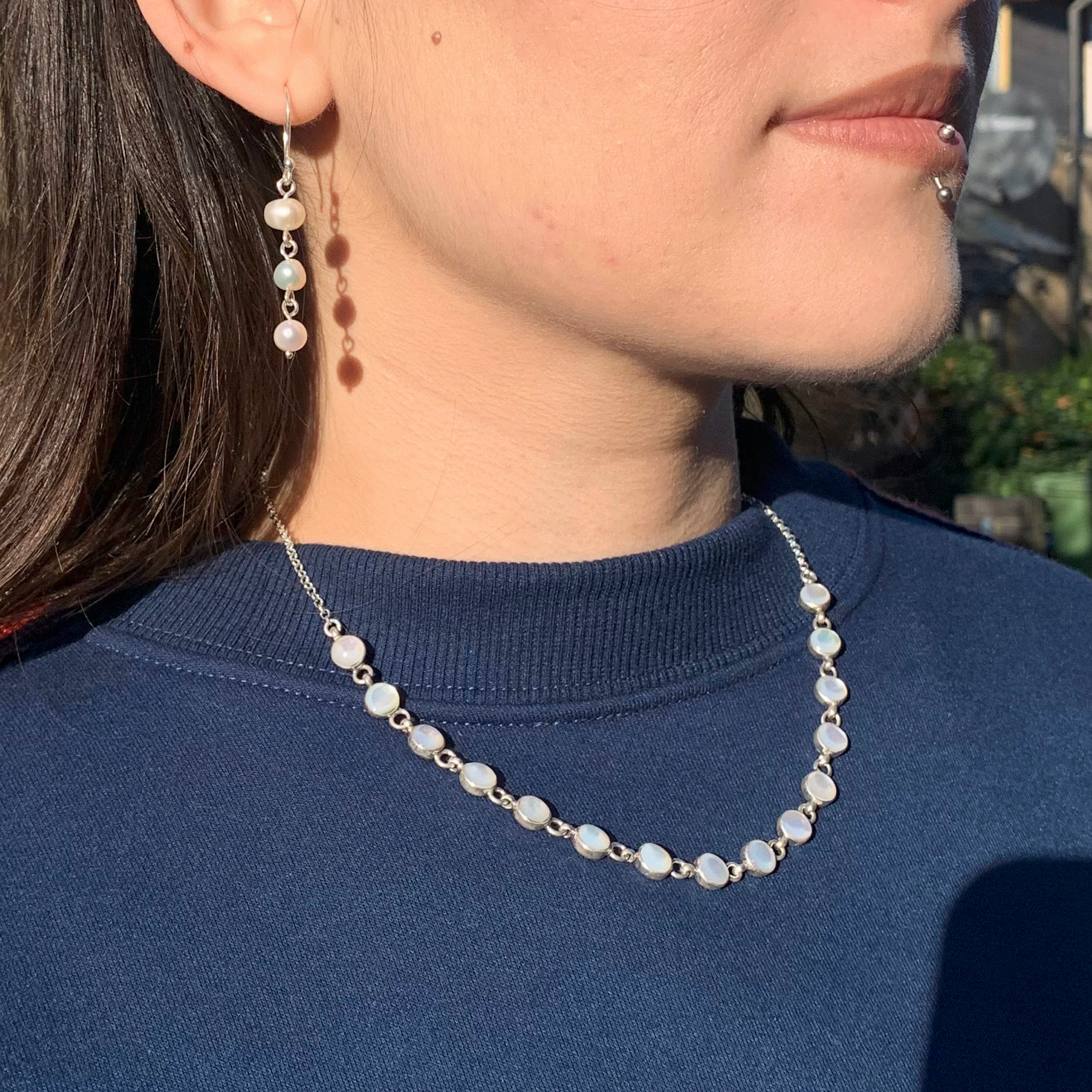 Fresh pearl and silver 950 drop earrings three stones
