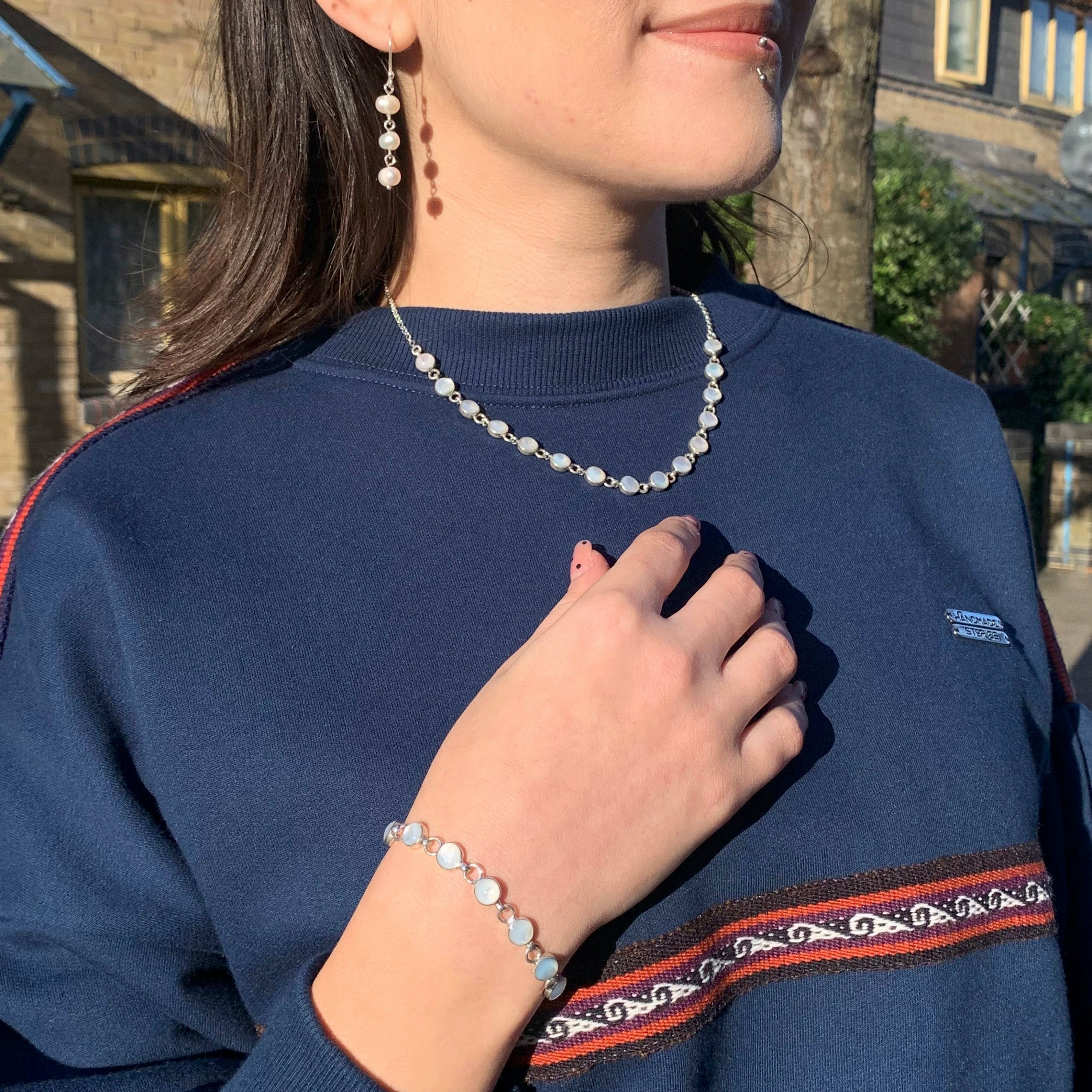 Mother of pearl and silver 950 multiple stones chain bracelet