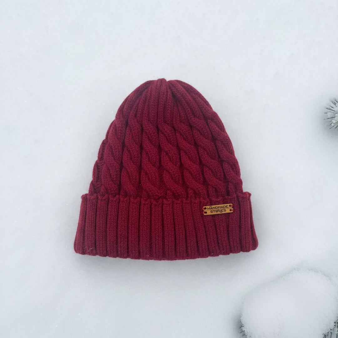 100% baby alpaca beanie in burgundy