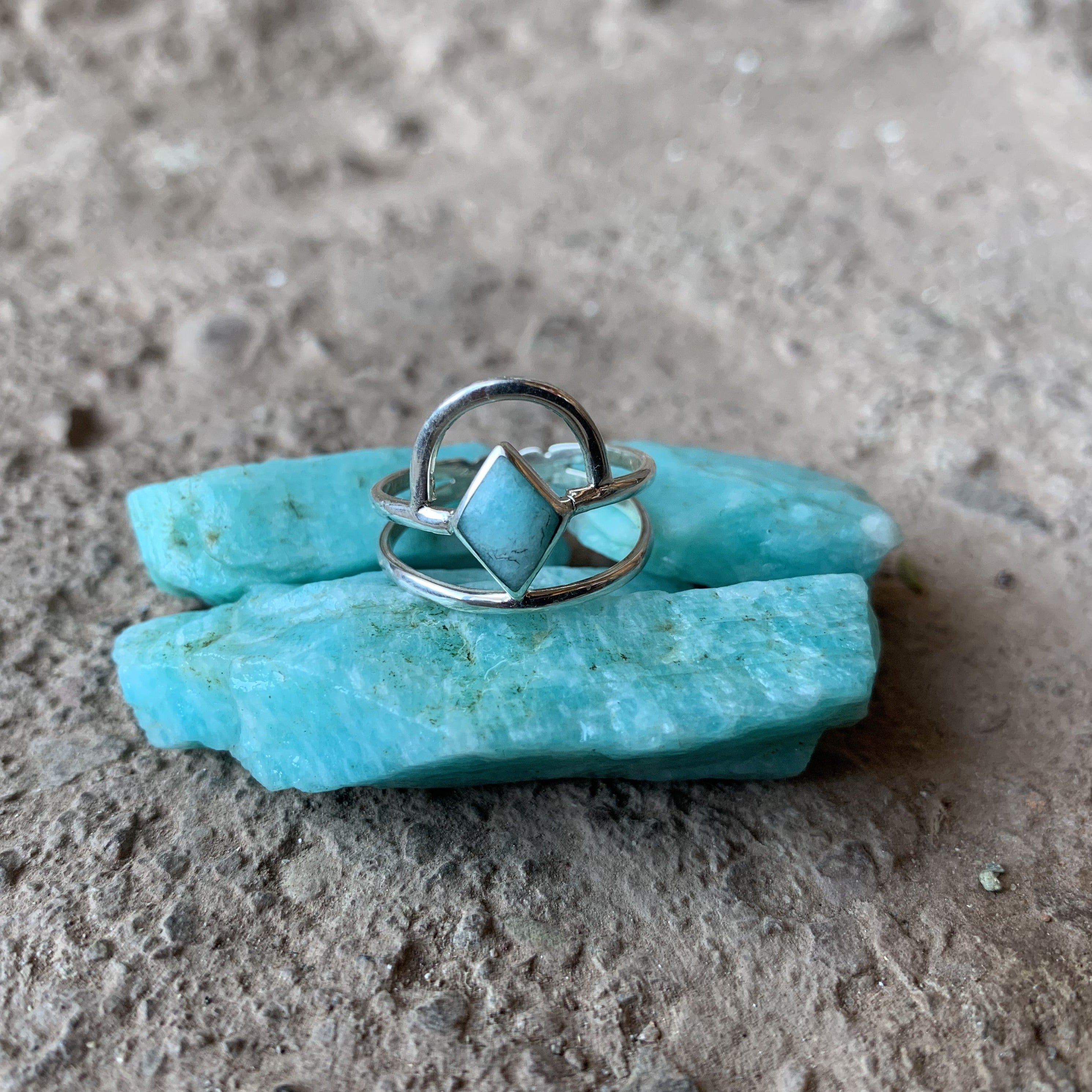Amazonite and silver 950 geometrical adjustable ring