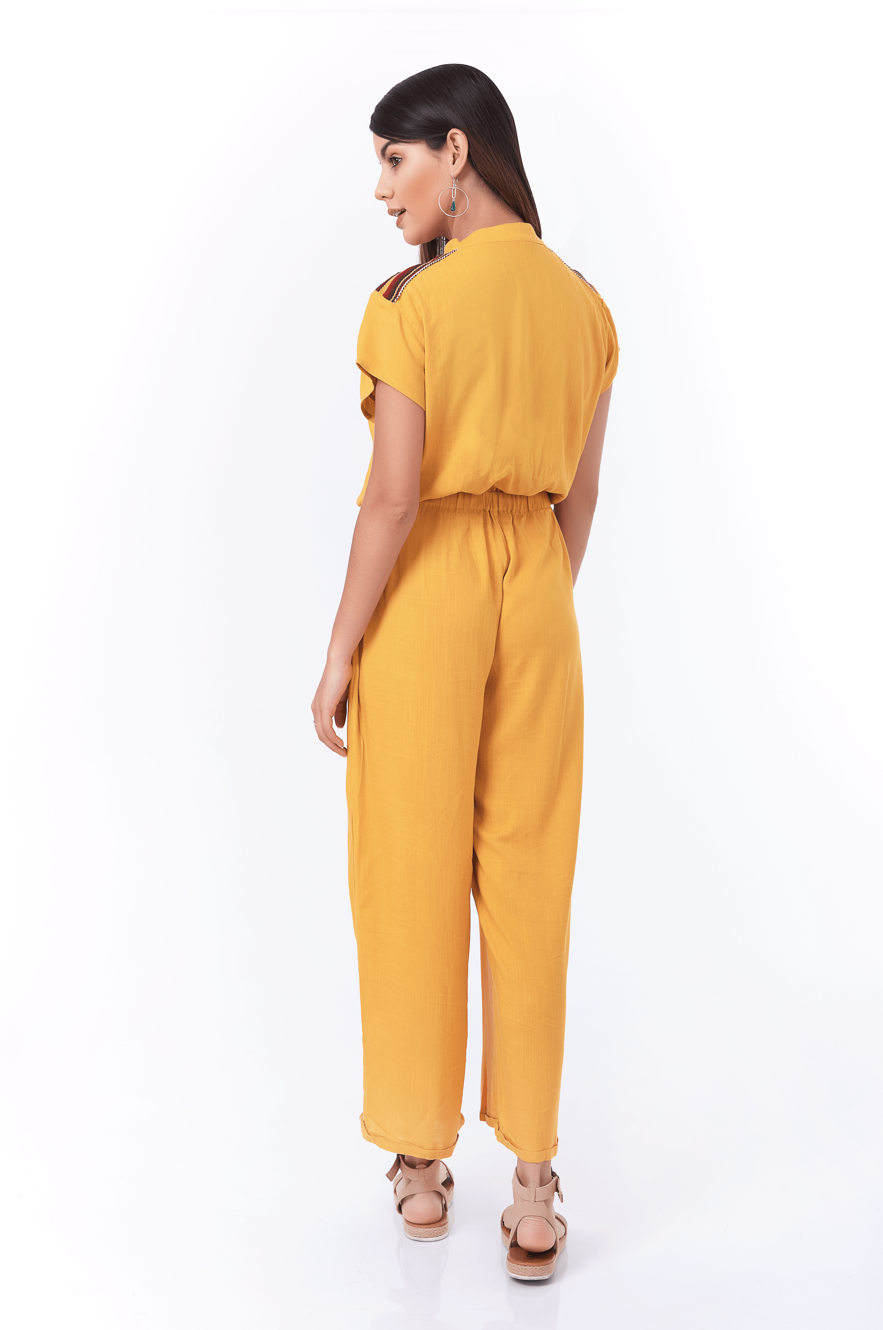 Mono amarillo  Fashion, Jumpsuit, Dress