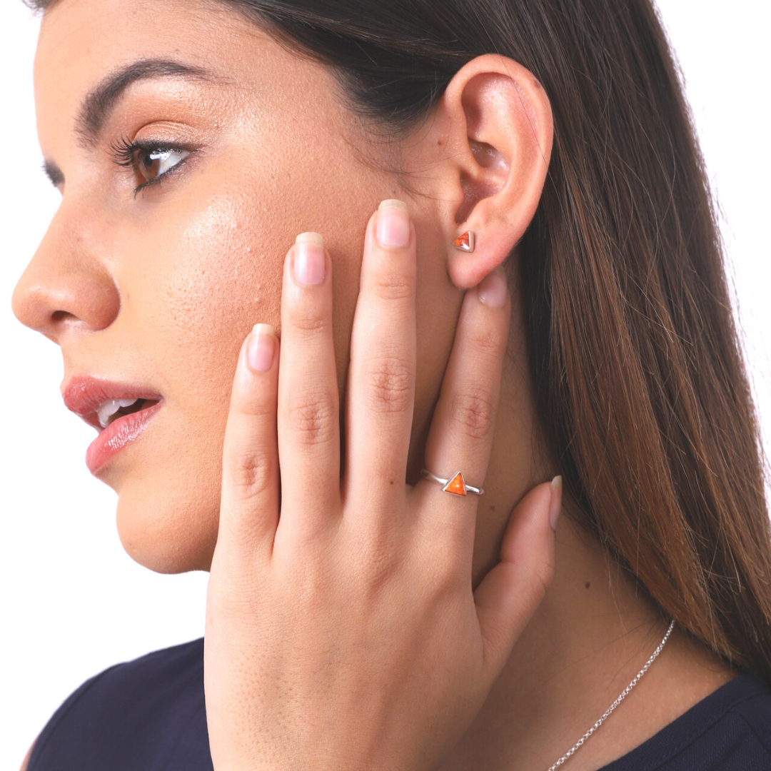 Triangular silver 950 stud earrings